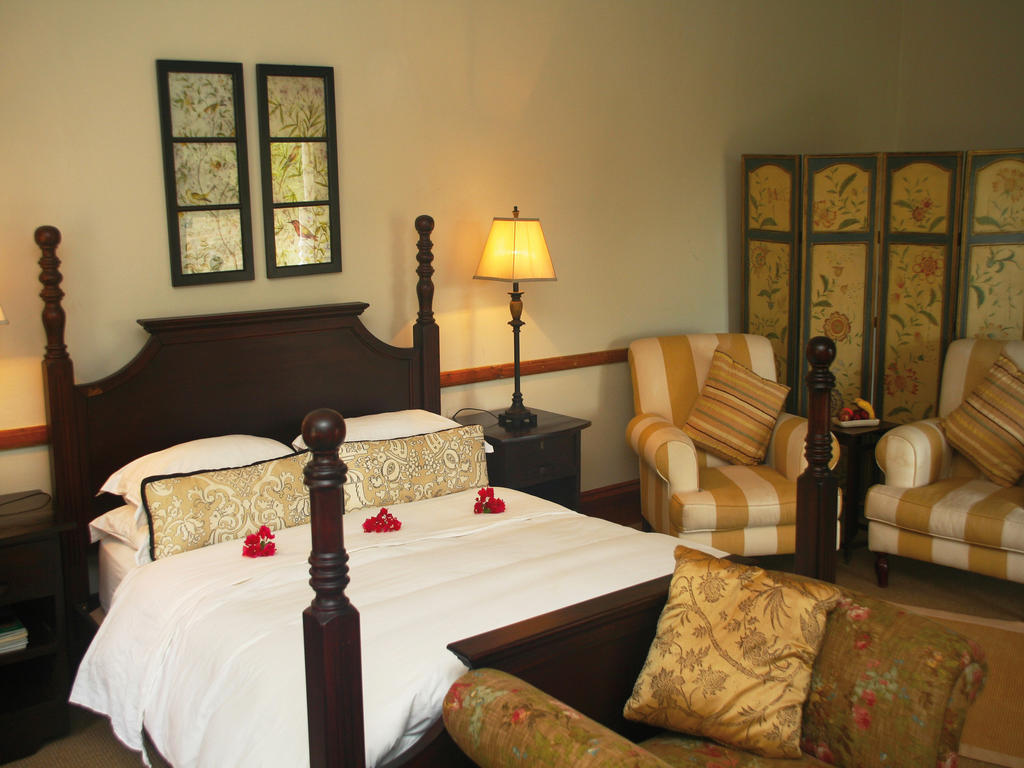 Leeuwenbosch Country House - Amakhala Game Reserve Room photo
